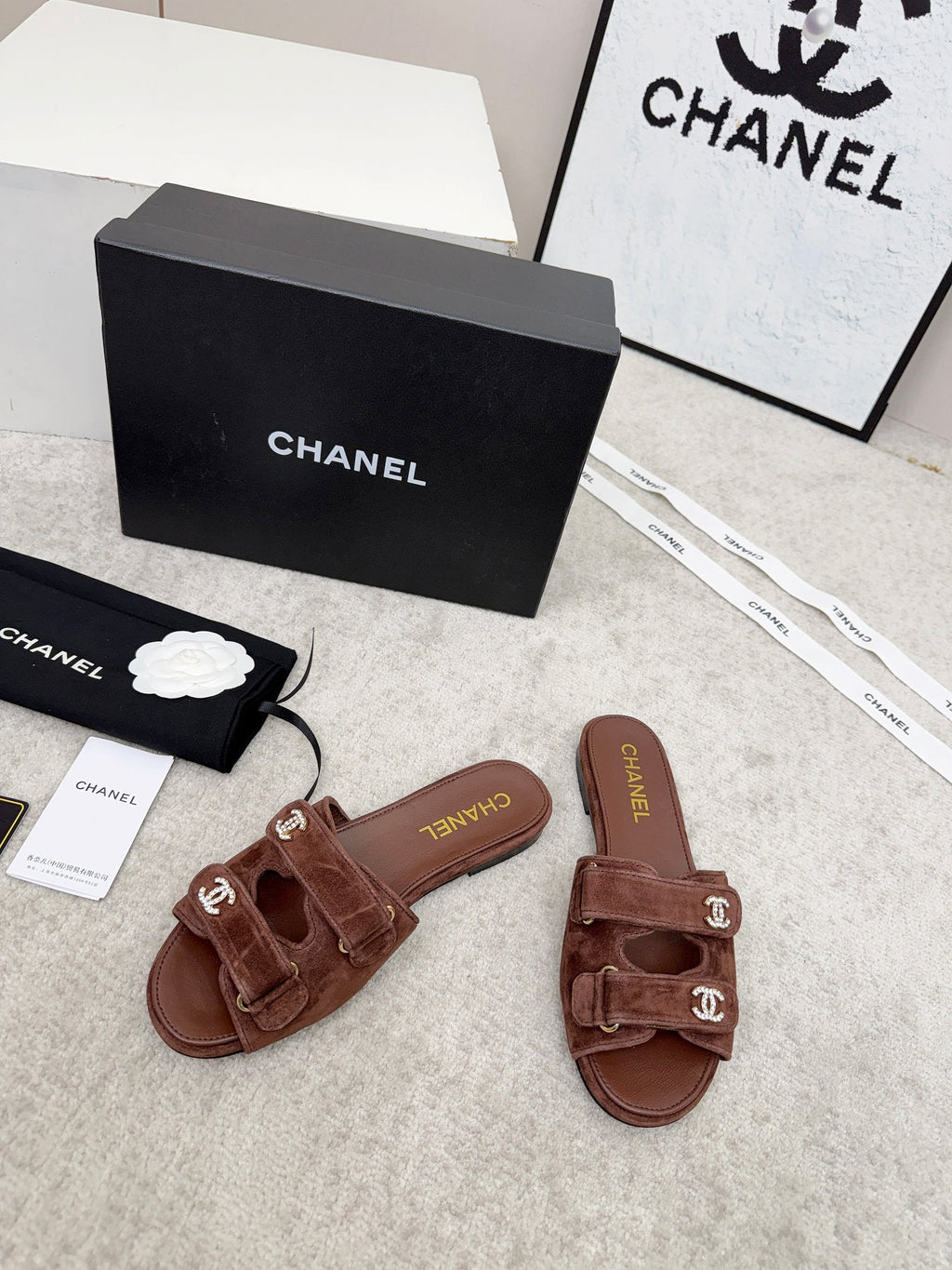 CHANEL 26S DOUBLE STRAP SLIDE SANDALS IN BROWN SUEDE AND CALFSKIN