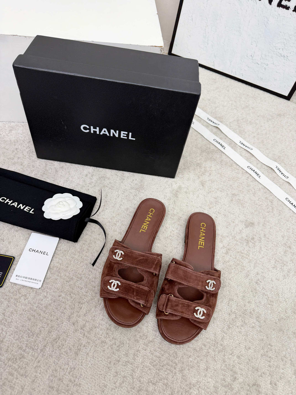 CHANEL 26S DOUBLE STRAP SLIDE SANDALS IN BROWN SUEDE AND CALFSKIN