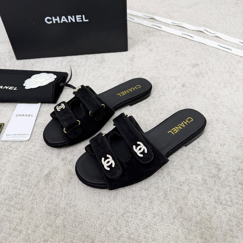 CHANEL 26S DOUBLE STRAP SLIDE SANDALS IN BLACK SUEDE AND CALFSKIN