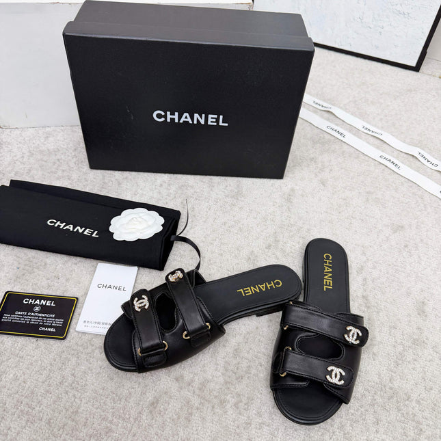 CHANEL 26S DOUBLE STRAP SLIDE SANDALS IN BLACK CALFSKIN