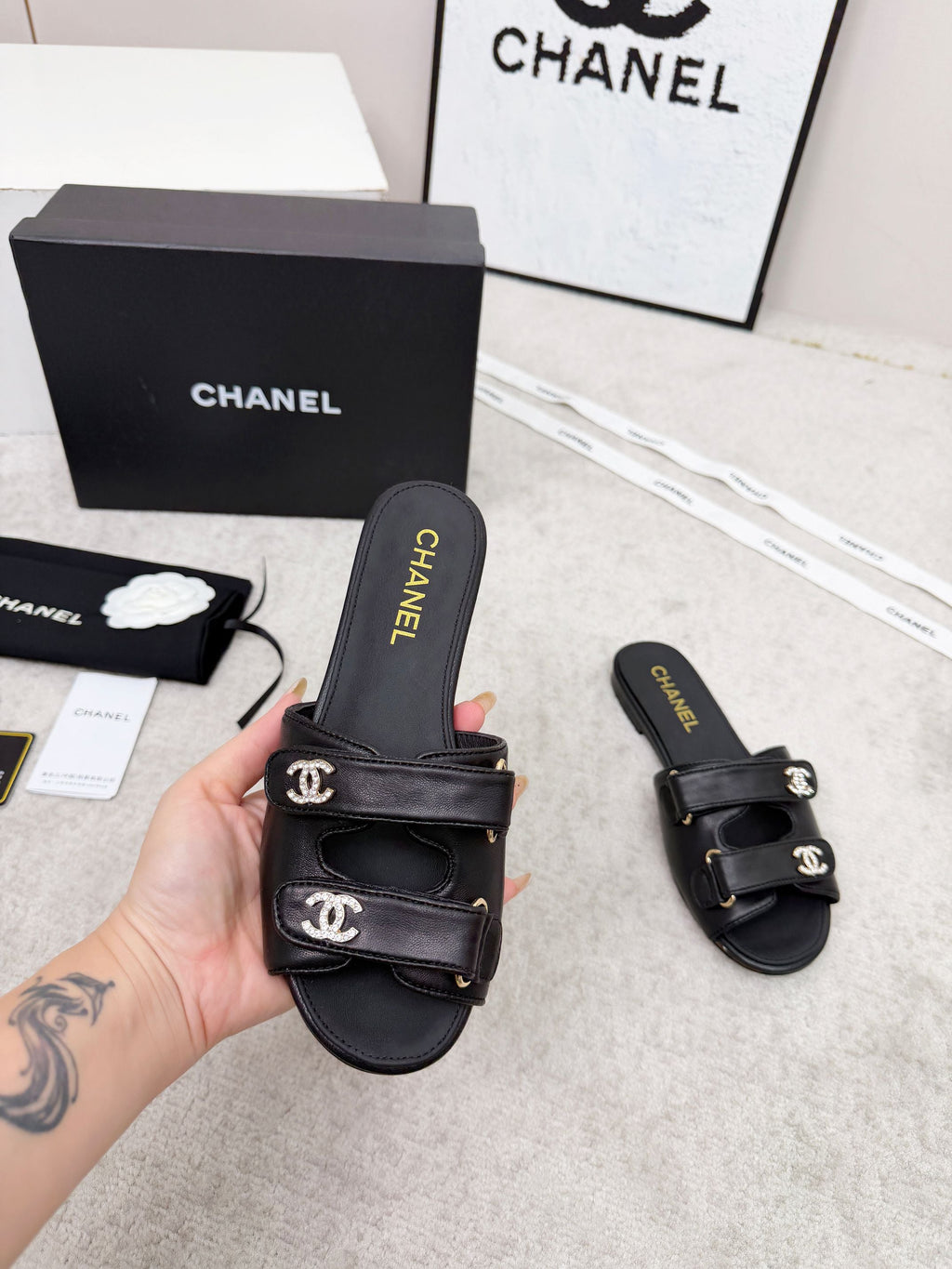 CHANEL 26S DOUBLE STRAP SLIDE SANDALS IN BLACK CALFSKIN