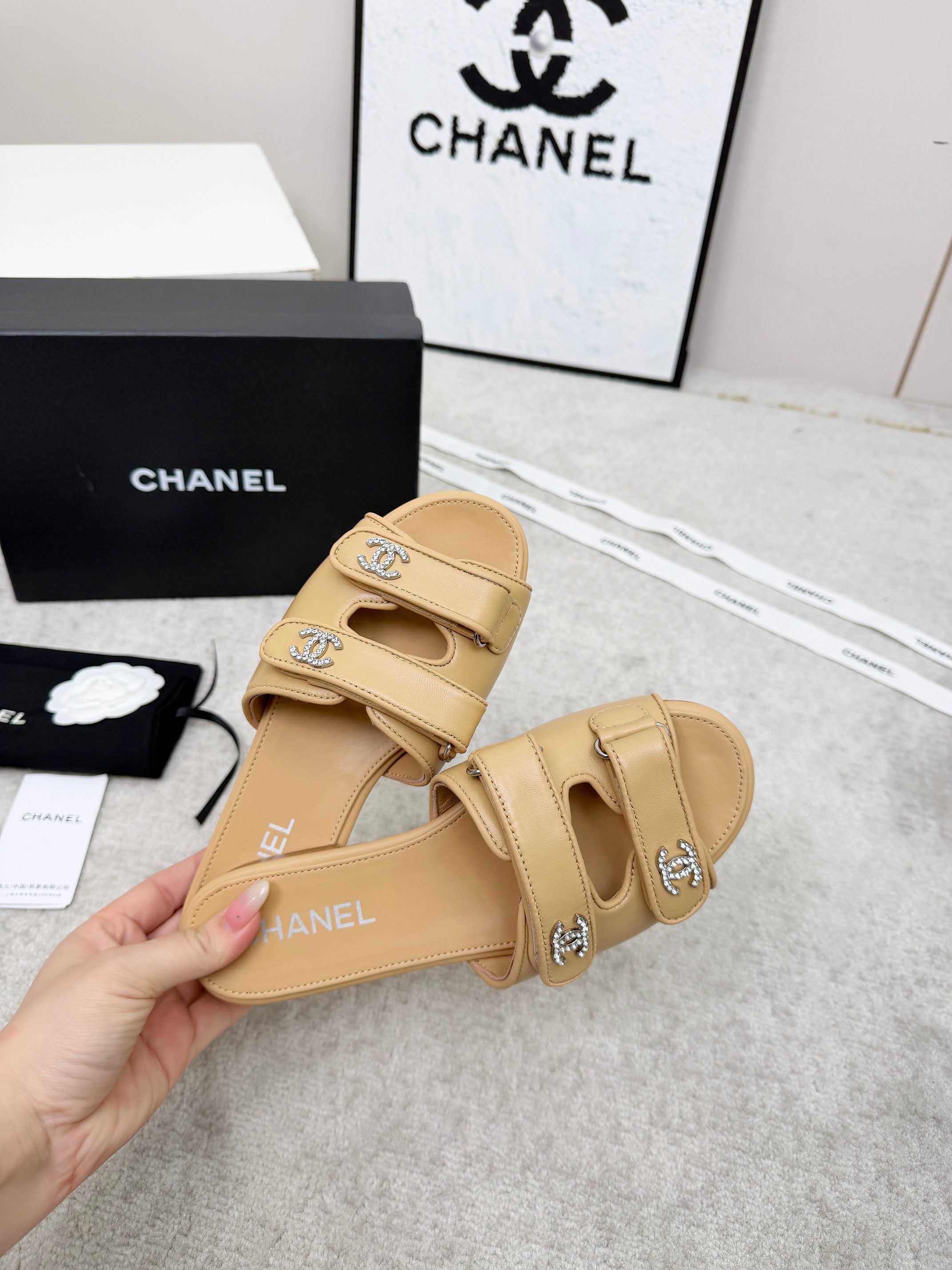CHANEL 26S DOUBLE STRAP SLIDE SANDALS IN BEIGE CALFSKIN