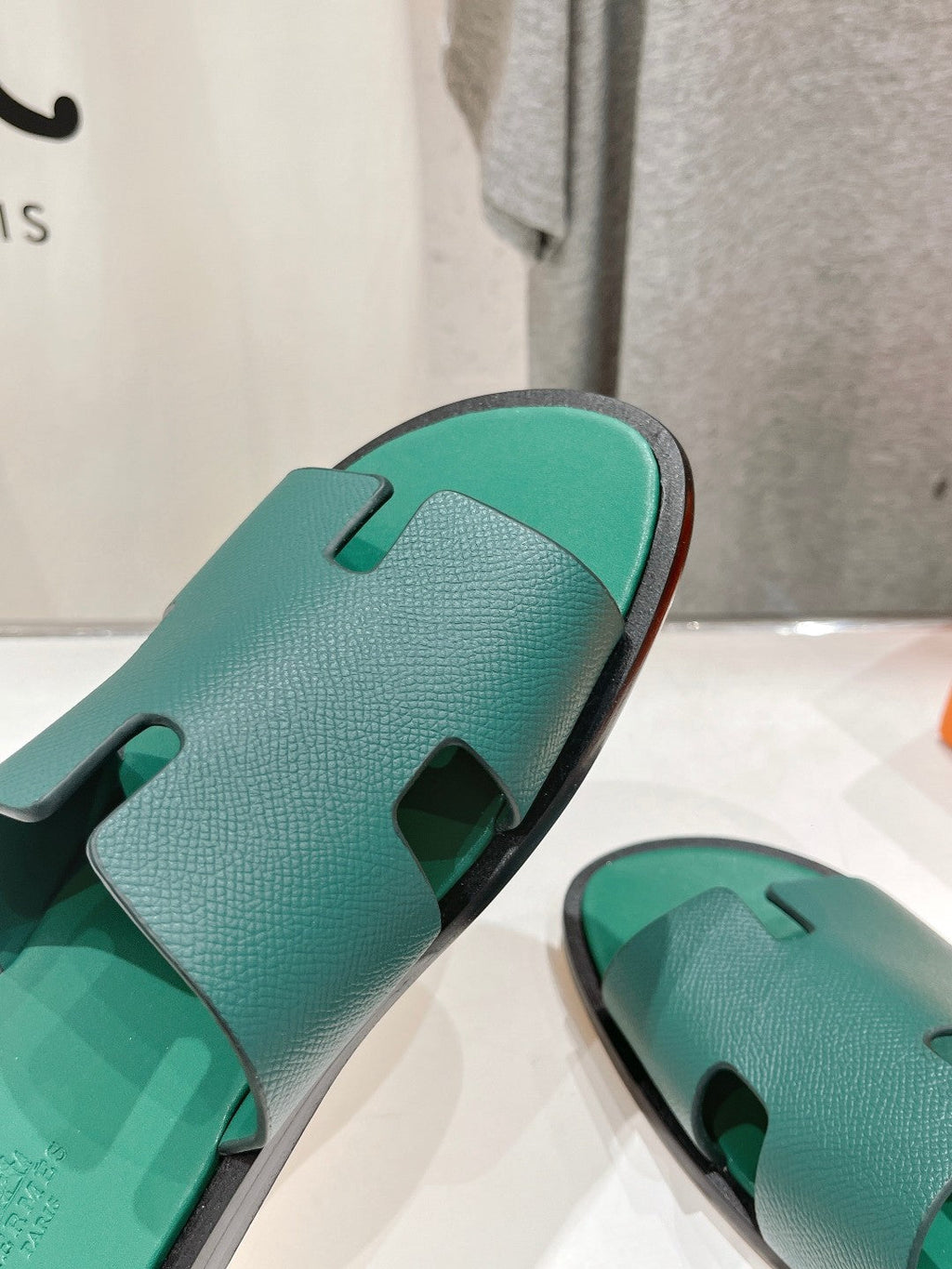 IZMIR SANDAL OCEAN LAMBSKIN