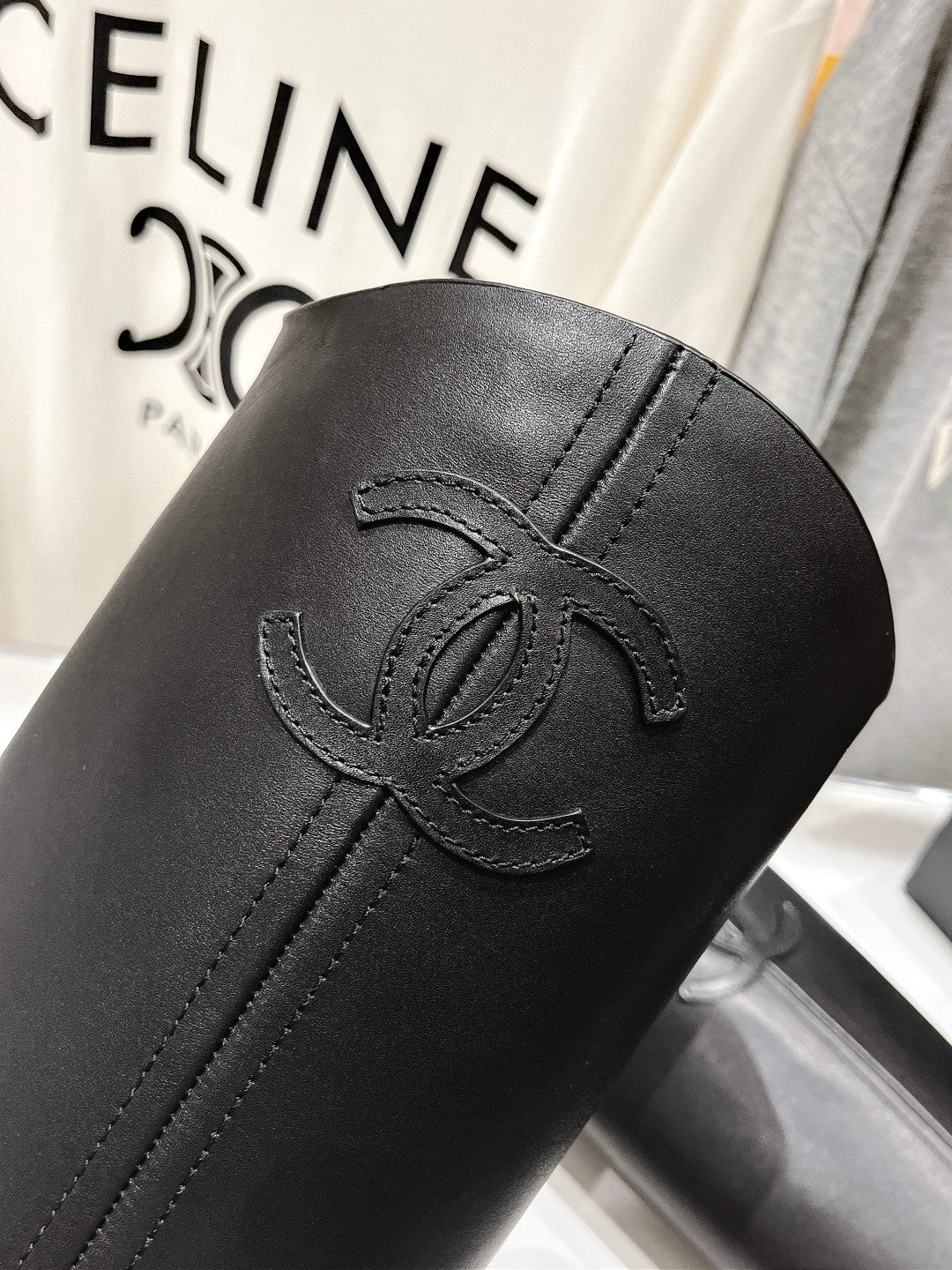 CC EMBOSSED LOGO HIGH BOOTS BLACK CALFSKIN