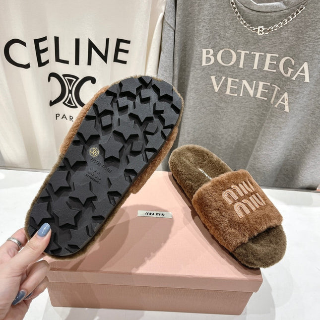 MIUMIU 26S FLAT SLIDES IN BROWN SHEARLING