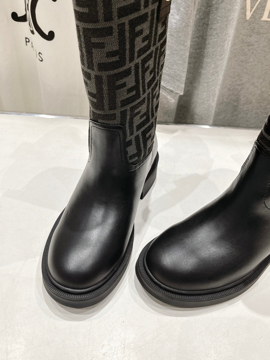 FENDI 25S ANKLE BOOTS IN BLACK COWHIDE AND CANVAS LOGO EMBOSSING