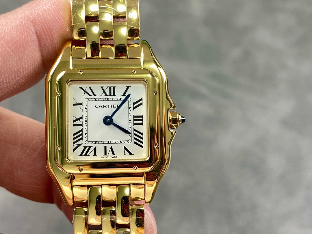 PANTHÈRE CARTIER WATCH IN GOLD CASE