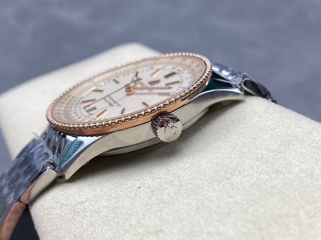 NAVITIMER AUTOMATIC 41 STEEL AND RED GOLD CASE WHITE DIAL