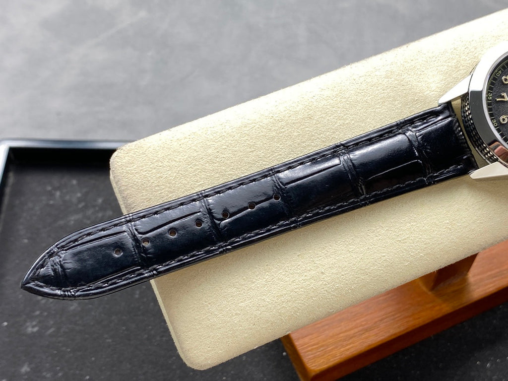 CALATRAVA WHITE GOLD CASE BLACK ALLIGATOR LEATHER STRAP