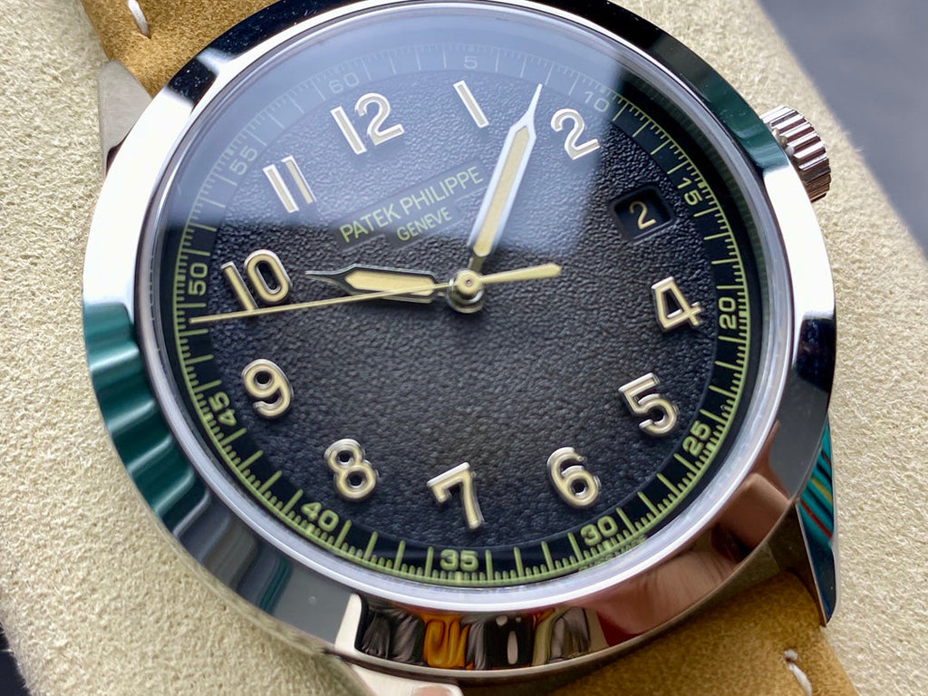 CALATRAVA WHITE GOLD CASE TERMITE BEIGE SUEDE STRAP