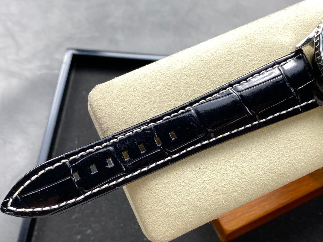 NAVITIMER AUTOMATIC 41 STEEL CASE GREEN DIAL BLACK ALLIGATOR LEATHER STRAP