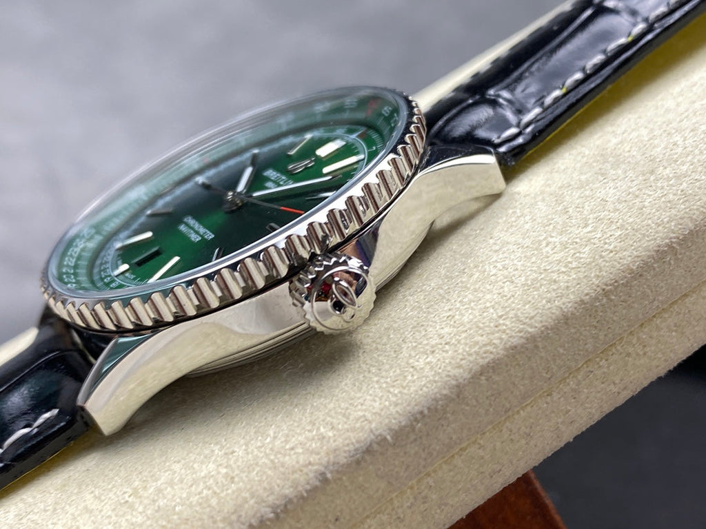 NAVITIMER AUTOMATIC 41 STEEL CASE GREEN DIAL BLACK ALLIGATOR LEATHER STRAP