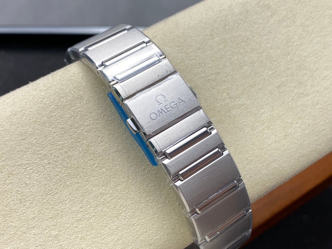 CONSTELLATION 41 MM WATCH SILVER CASE WITH GRAY PASTEL DIAL