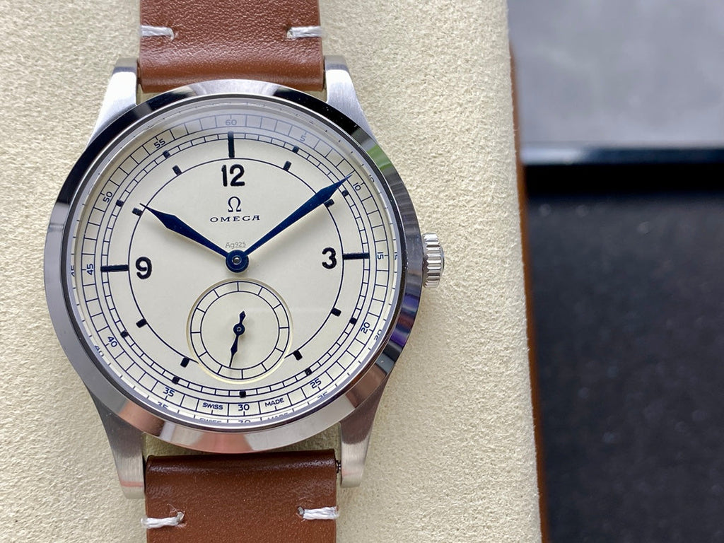 SPECIALITIES CK 859 WATCH SILVER CASE WITH CARAMEL BROWN LEATHER STRAP