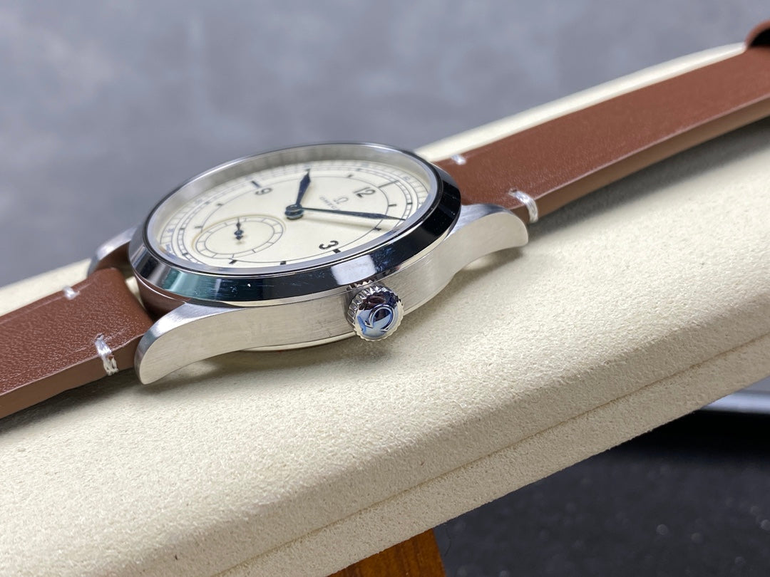 SPECIALITIES CK 859 WATCH SILVER CASE WITH CARAMEL BROWN LEATHER STRAP