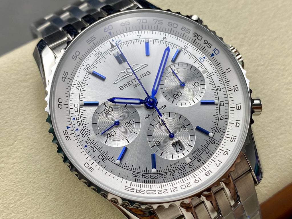 NAVITIMER B01 CHRONOGRAPH 43 ALL STEEL SILVER MIX WHITE DIAL