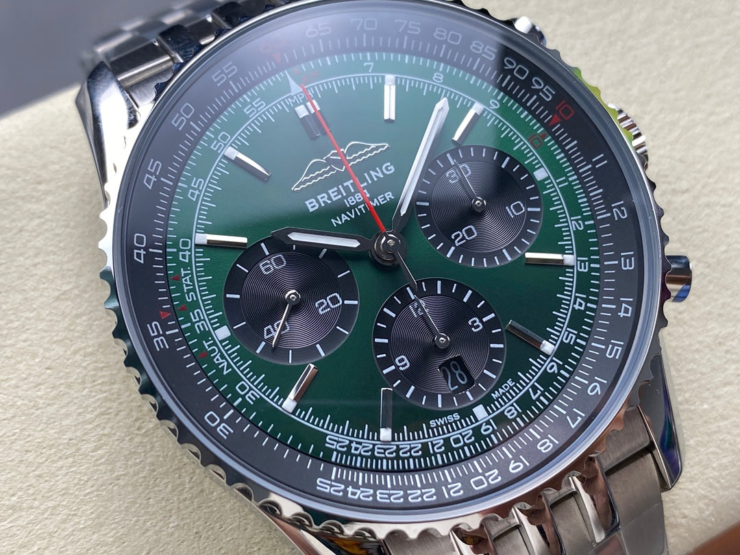 NAVITIMER B01 CHRONOGRAPH 43 ALL STEEL GREEN MIX BLACK DIAL