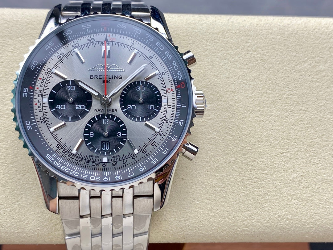 NAVITIMER B01 CHRONOGRAPH 43 ALL STEEL SILVER MIX BLACK DIAL
