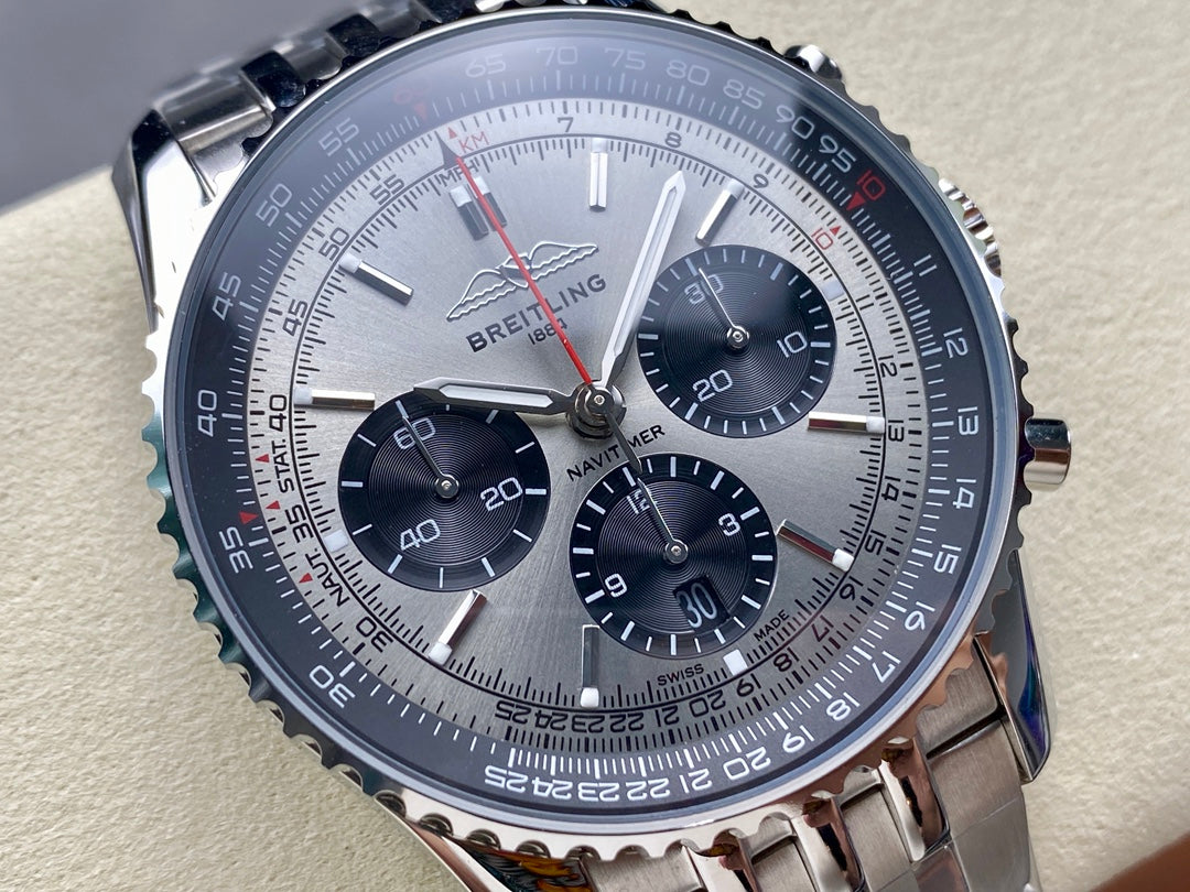 NAVITIMER B01 CHRONOGRAPH 43 ALL STEEL SILVER MIX BLACK DIAL