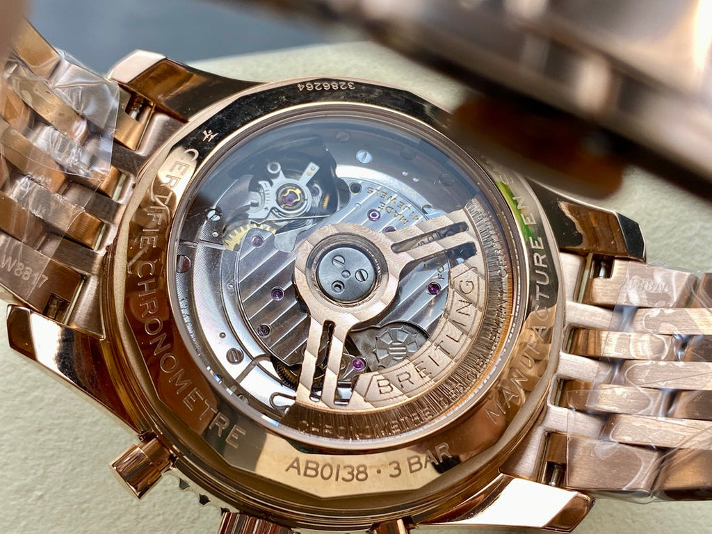 NAVITIMER B01 CHRONOGRAPH 43 ALL RED GOLD BLACK MIX GREEN DIAL