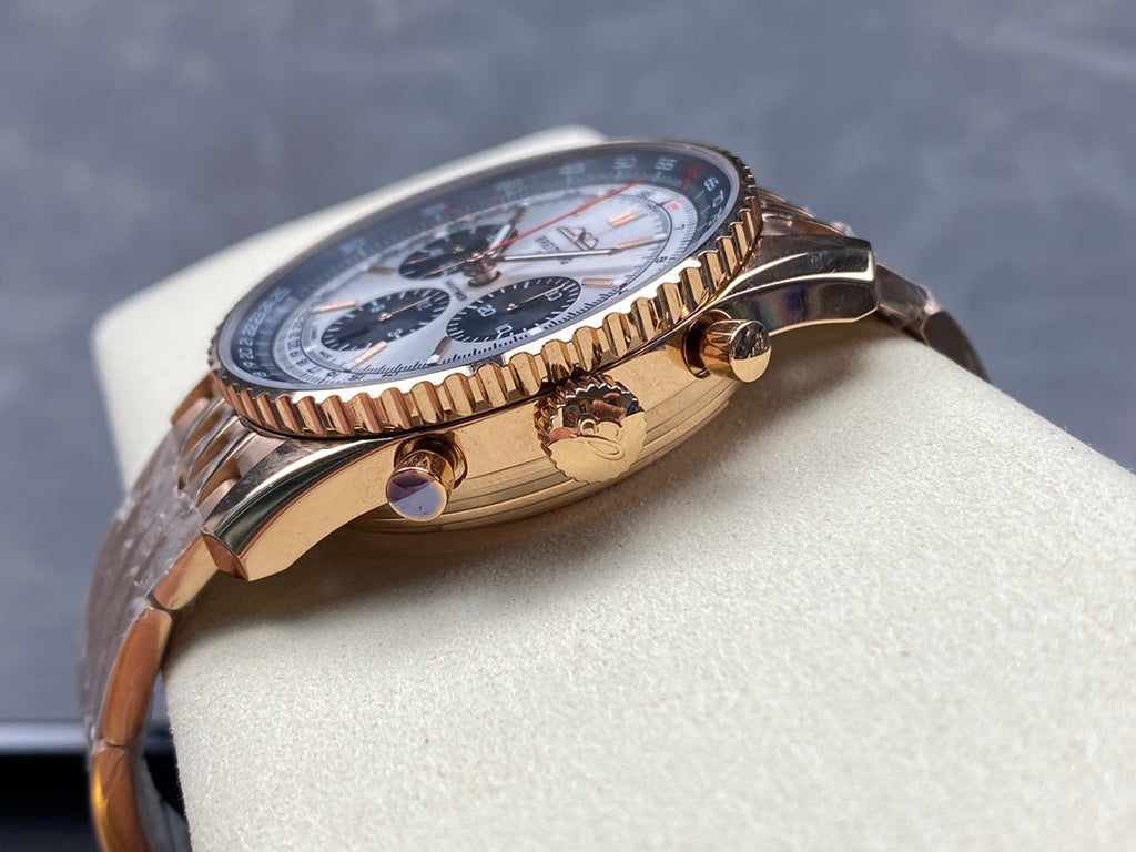NAVITIMER B01 CHRONOGRAPH 43 ALL RED GOLD SILVER MIX BLACK DIAL