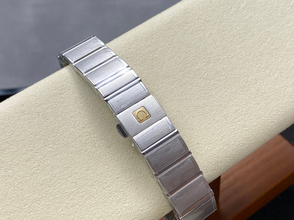 CONSTELLATION PETITE WATCH SILVER CASE WITH SAPPHIRE BLUE DIAL
