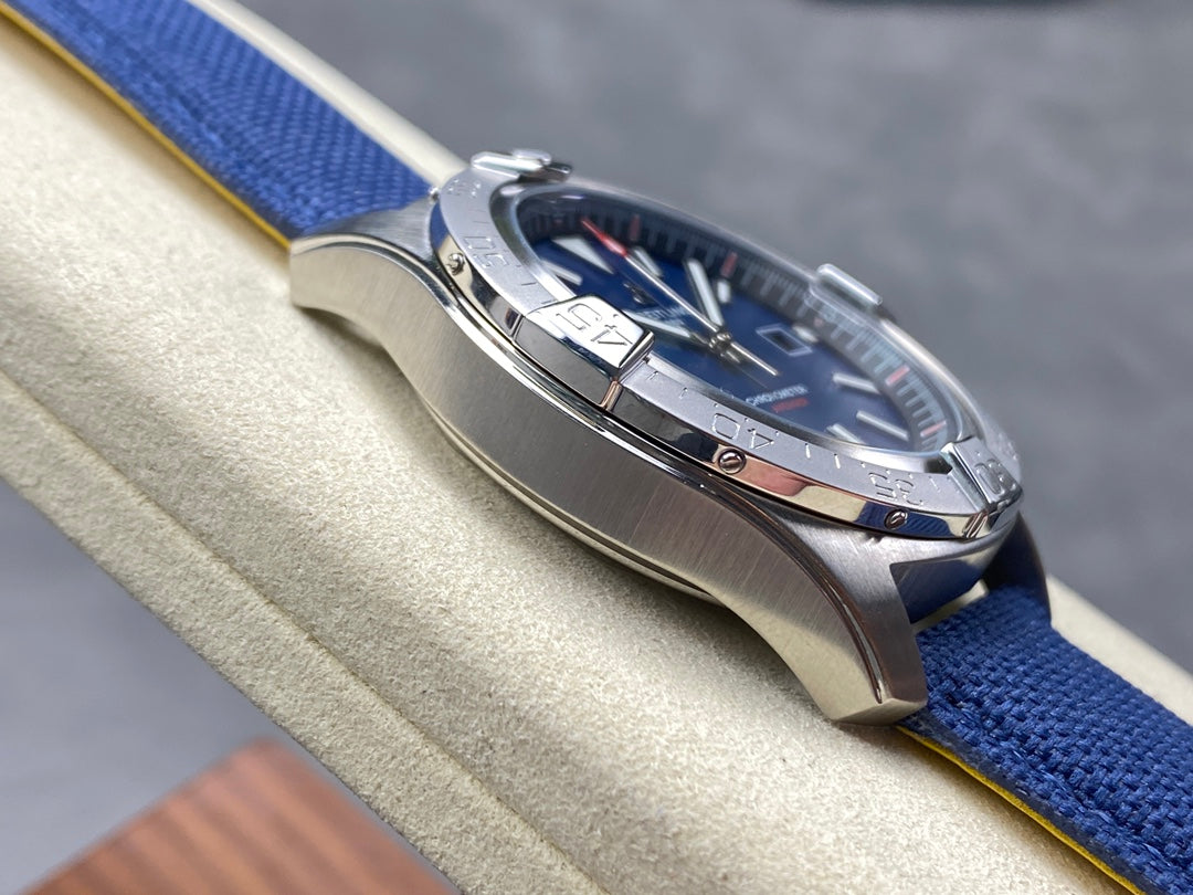 AVENGER AUTOMATIC 42 STEEL CASE BLUE NYLON STRAP