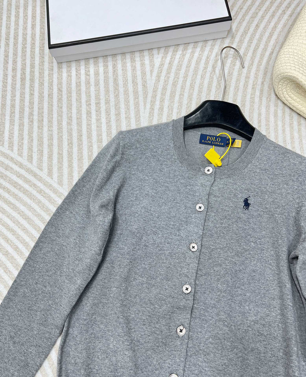 RALPH LAUREN CARDIGAN STYLE 180