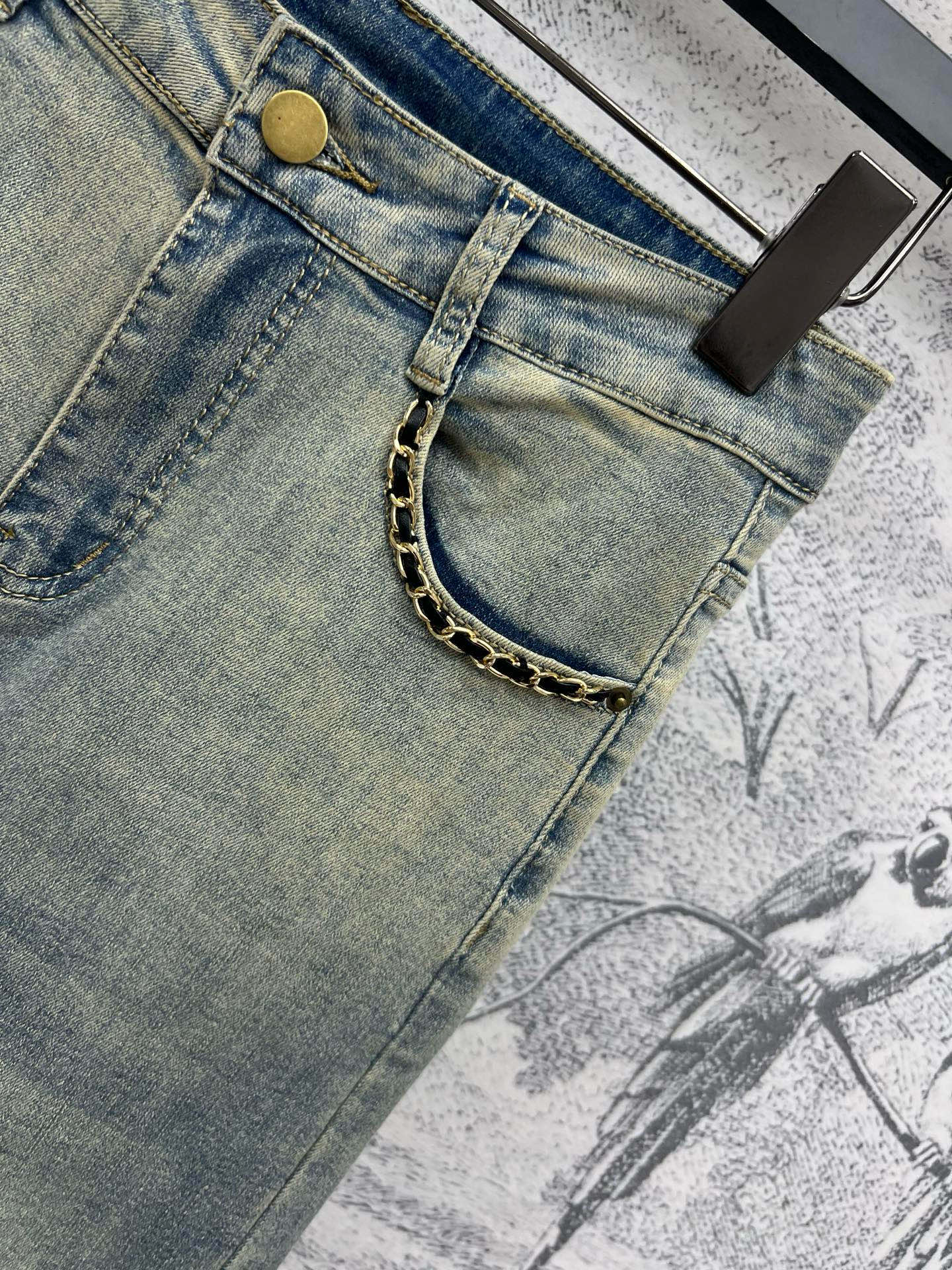 Joewe 25 Chain-decorated Jeans Blue Cotton Fabric