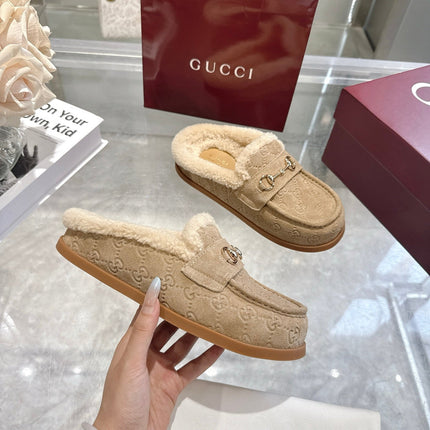 GUCCI 26S MULES IN BEIGE SUEDE GG LOGO PATTERN