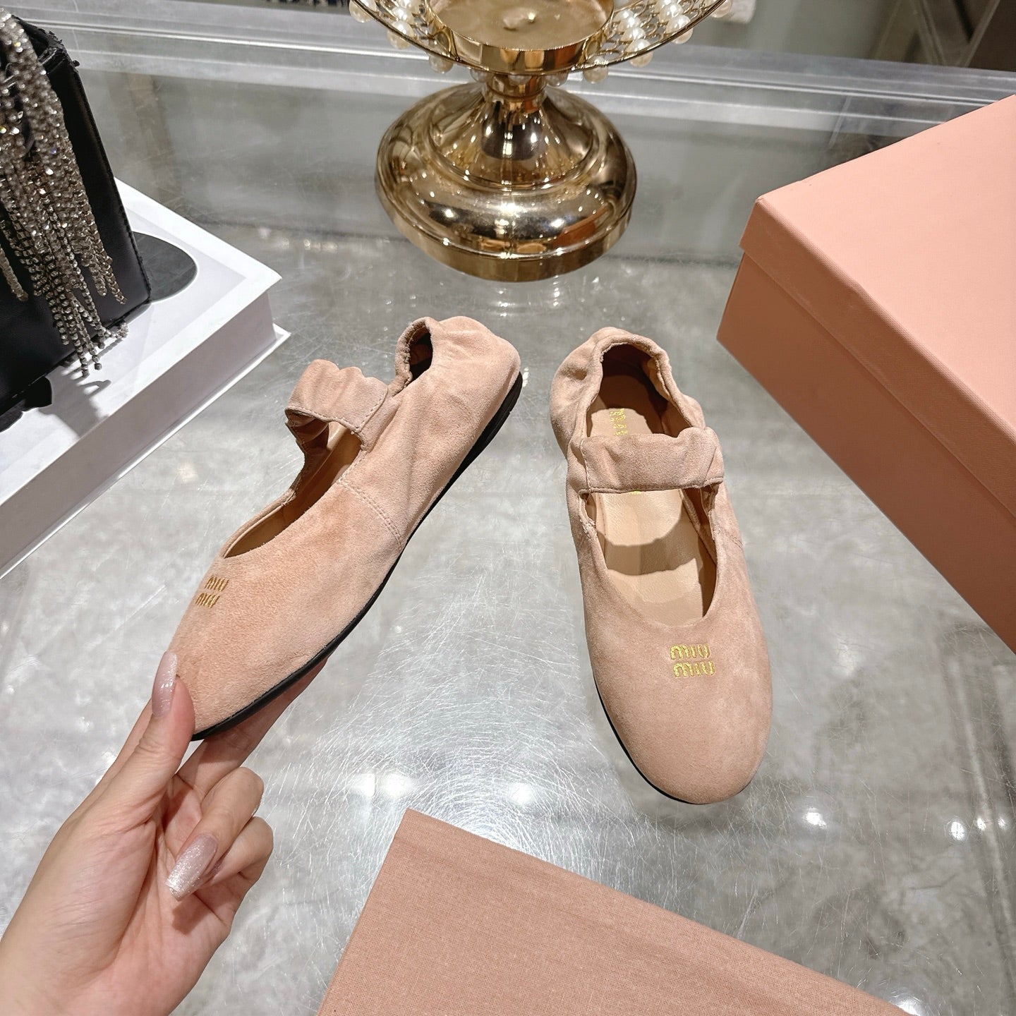 MIUMIU 26S MARY JANE FLATS IN LIGHT PINK SUEDE ELASTIC STRAP