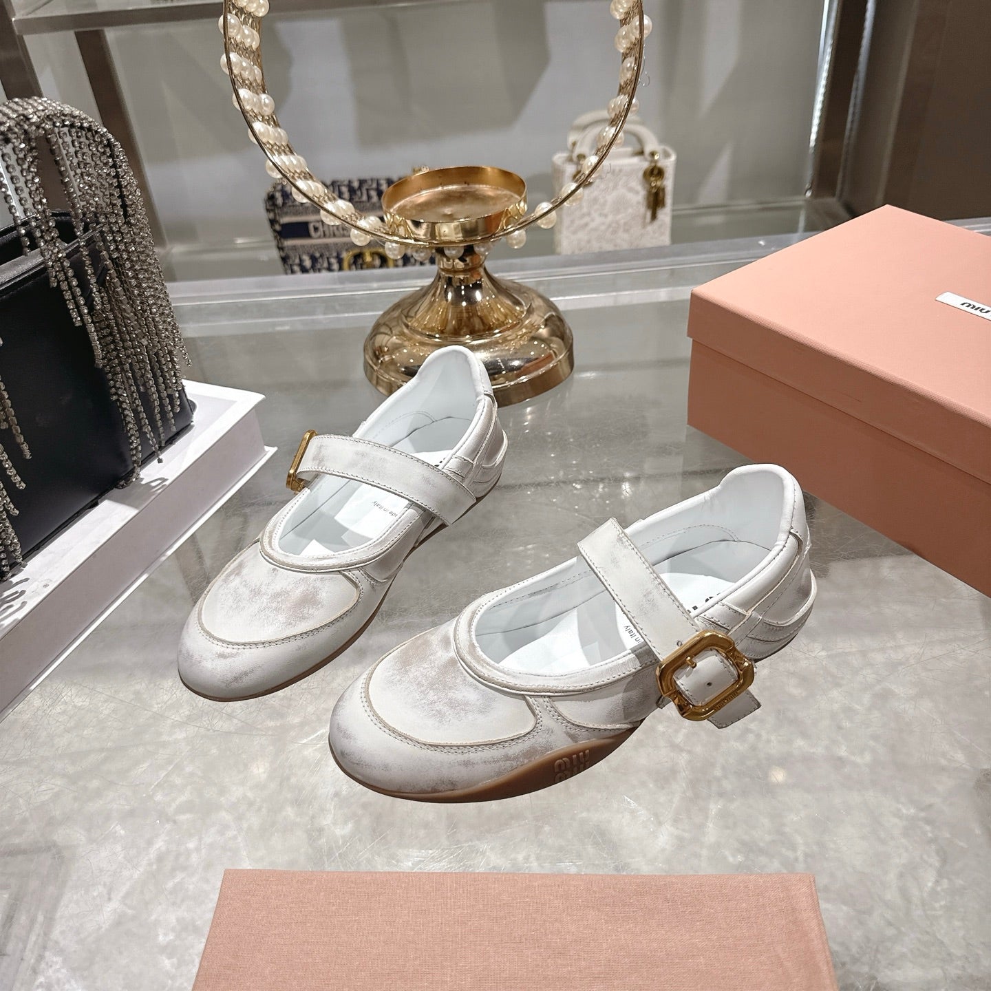 MIUMIU 26S MARY JANE FLATS IN WHITE CALFSKIN GOLD BUCKLE