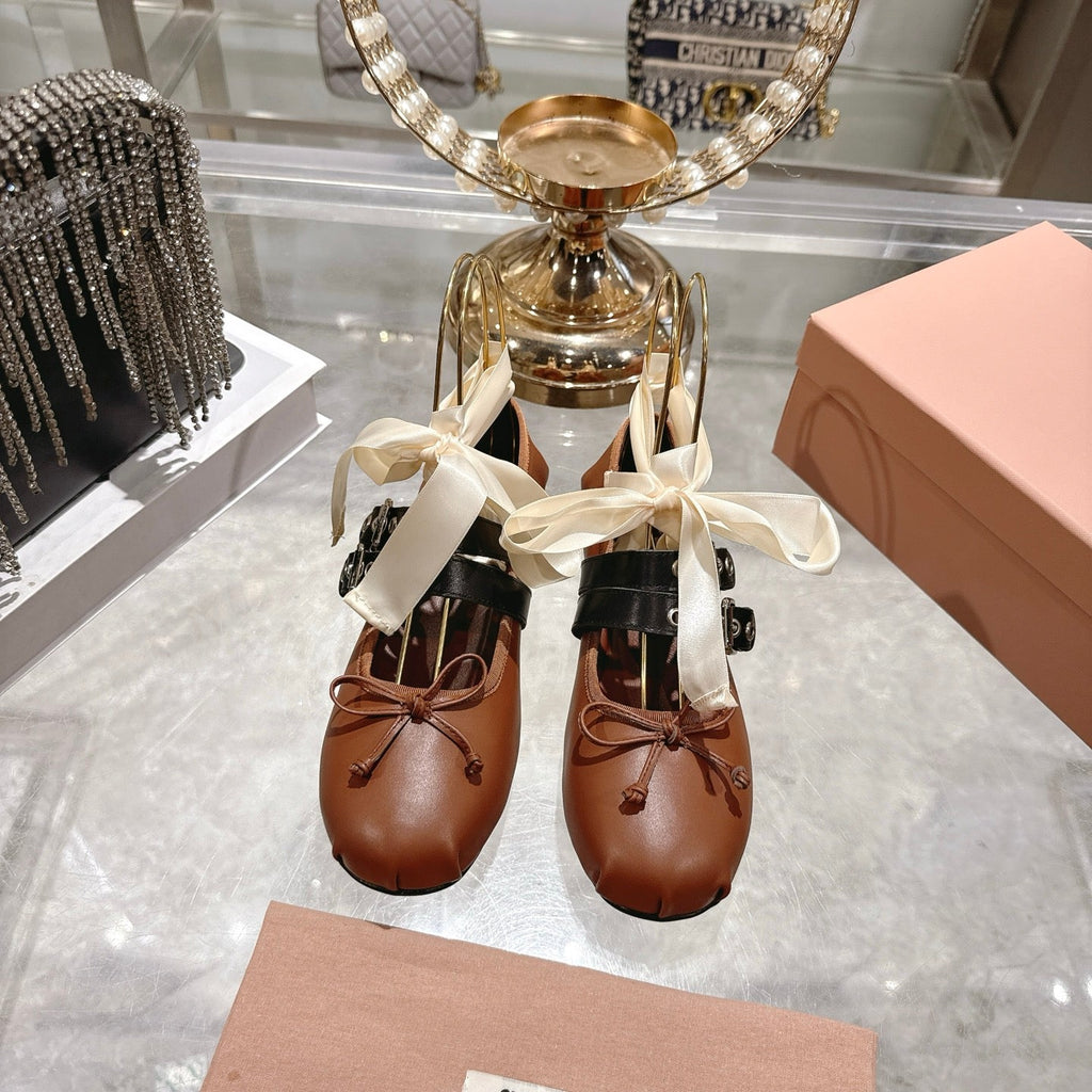 MIUMIU 26S SLINGBACK BALLET FLATS IN CARAMEL BROWN CALFSKIN AND BLACK STRAP RIBBON