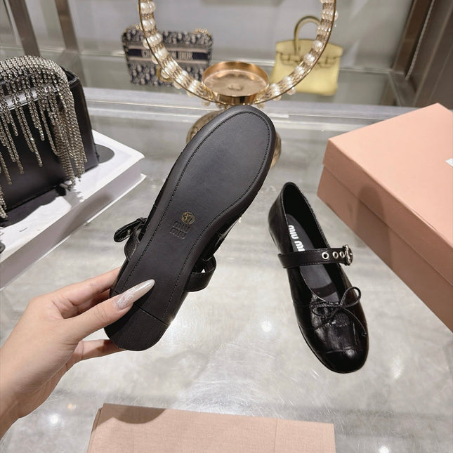 MIUMIU 26S MARY JANE FLATS IN BLACK CROC-EMBOSSED LEATHER
