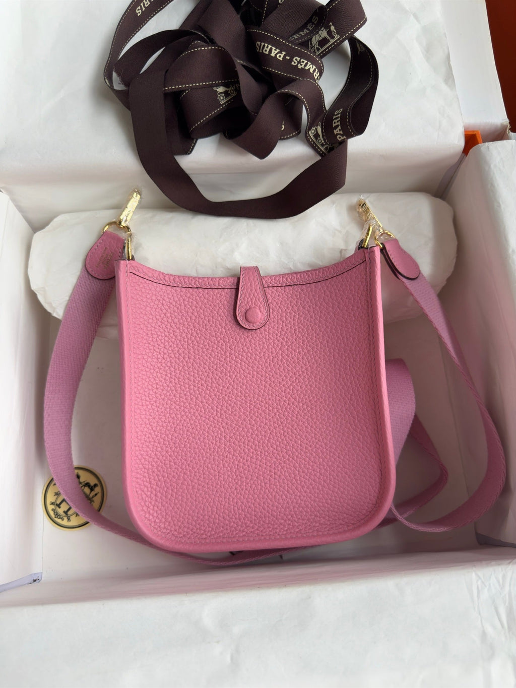 HM 25S EVELYNE 17 CM IN PINK COWHIDE WITH GOLD HARDWARE