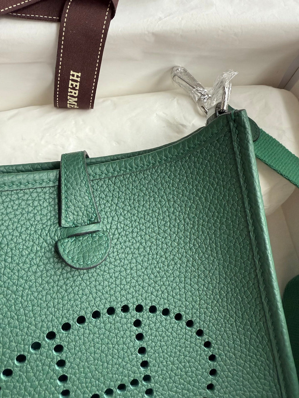 HM 25S EVELYNE 17 CM IN DARK GREEN COWHIDE WITH SILVER HARDWARE