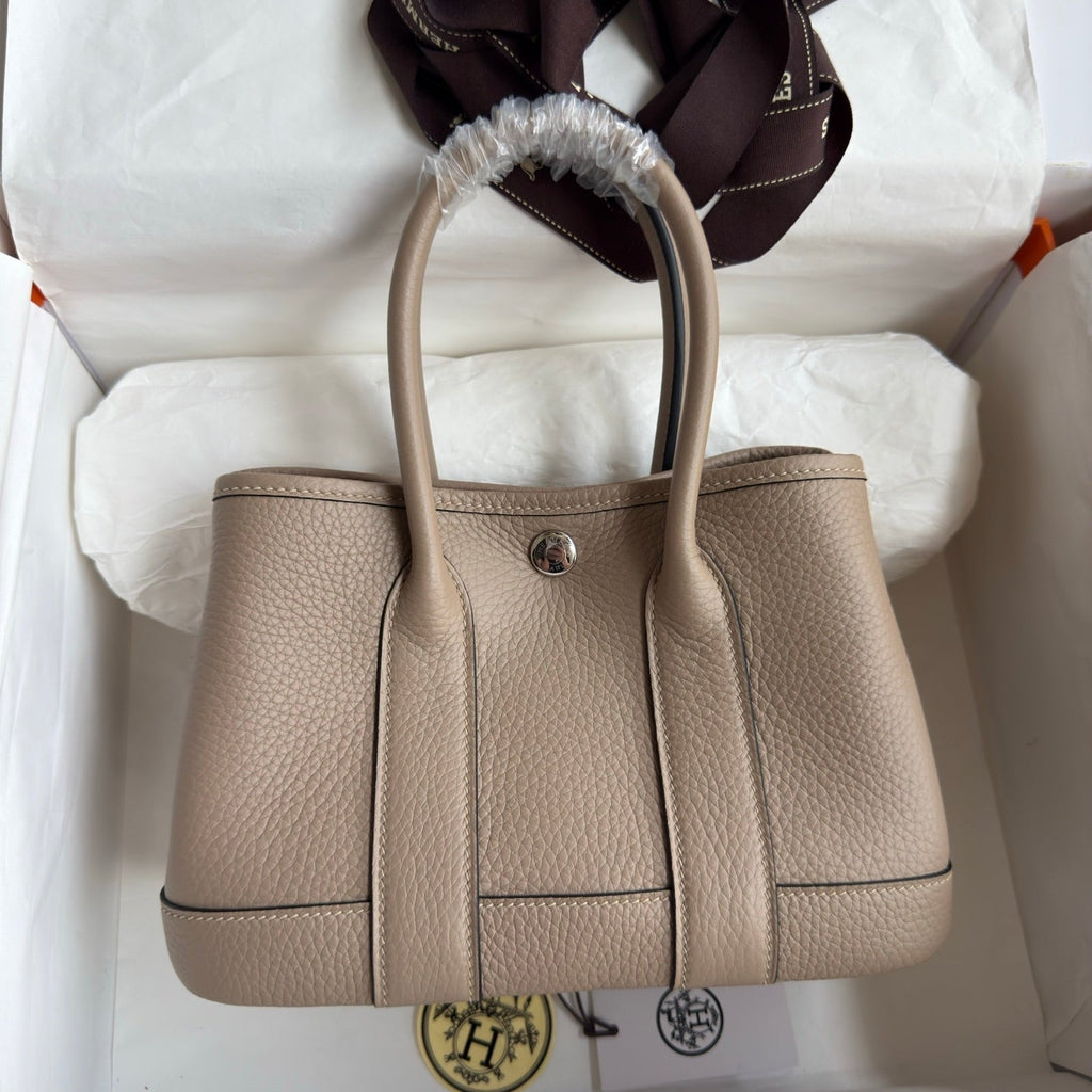 HM 25S GARDEN PARTY 23 CM IN WARM BEIGE TOGO