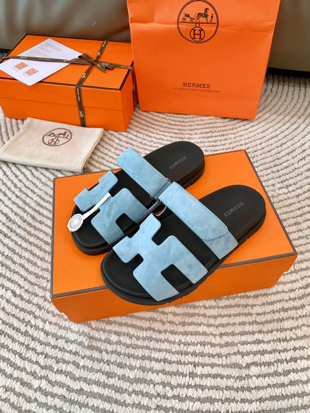HM CHYPRE SANDAL IN LIGHT BLUE SUEDE