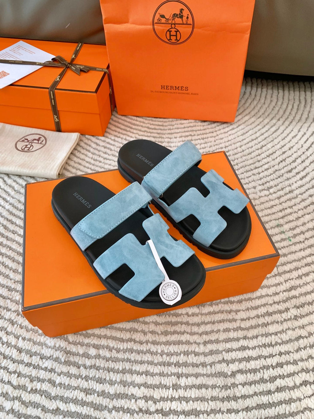 HM CHYPRE SANDAL IN LIGHT BLUE SUEDE