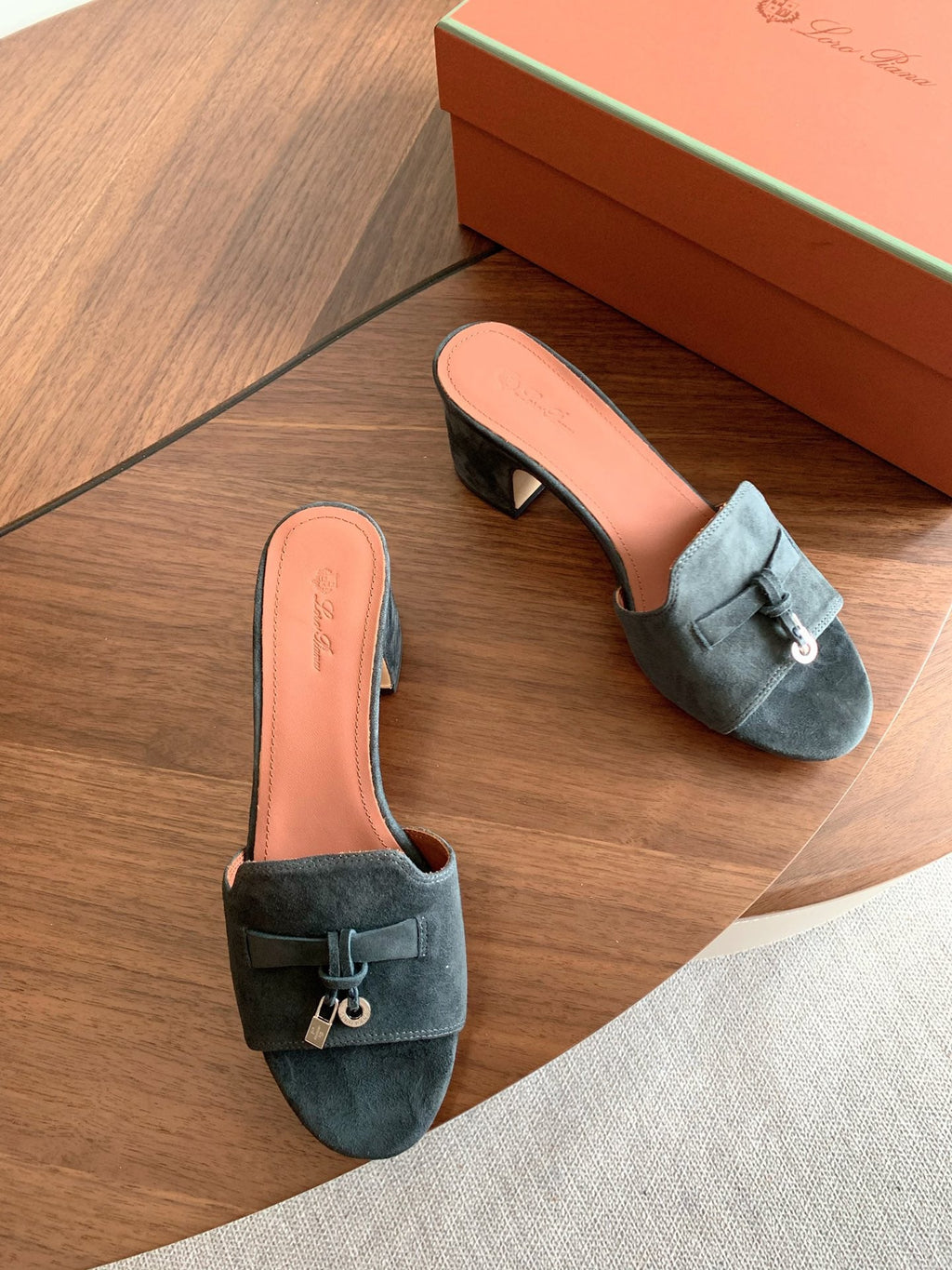 LP 26S SUMMER MULE HEELS 60MM IN DARK GREY SUEDE GOLD HARDWARE