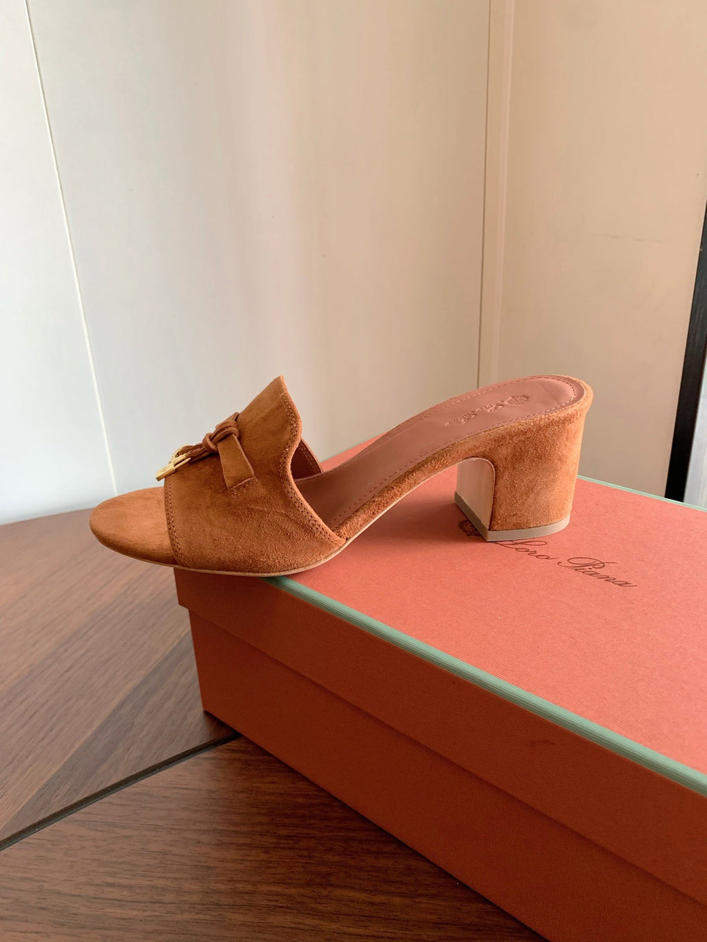 LP 26S SUMMER MULE HEELS 60MM IN CARAMEL BROWN SUEDE GOLD HARDWARE