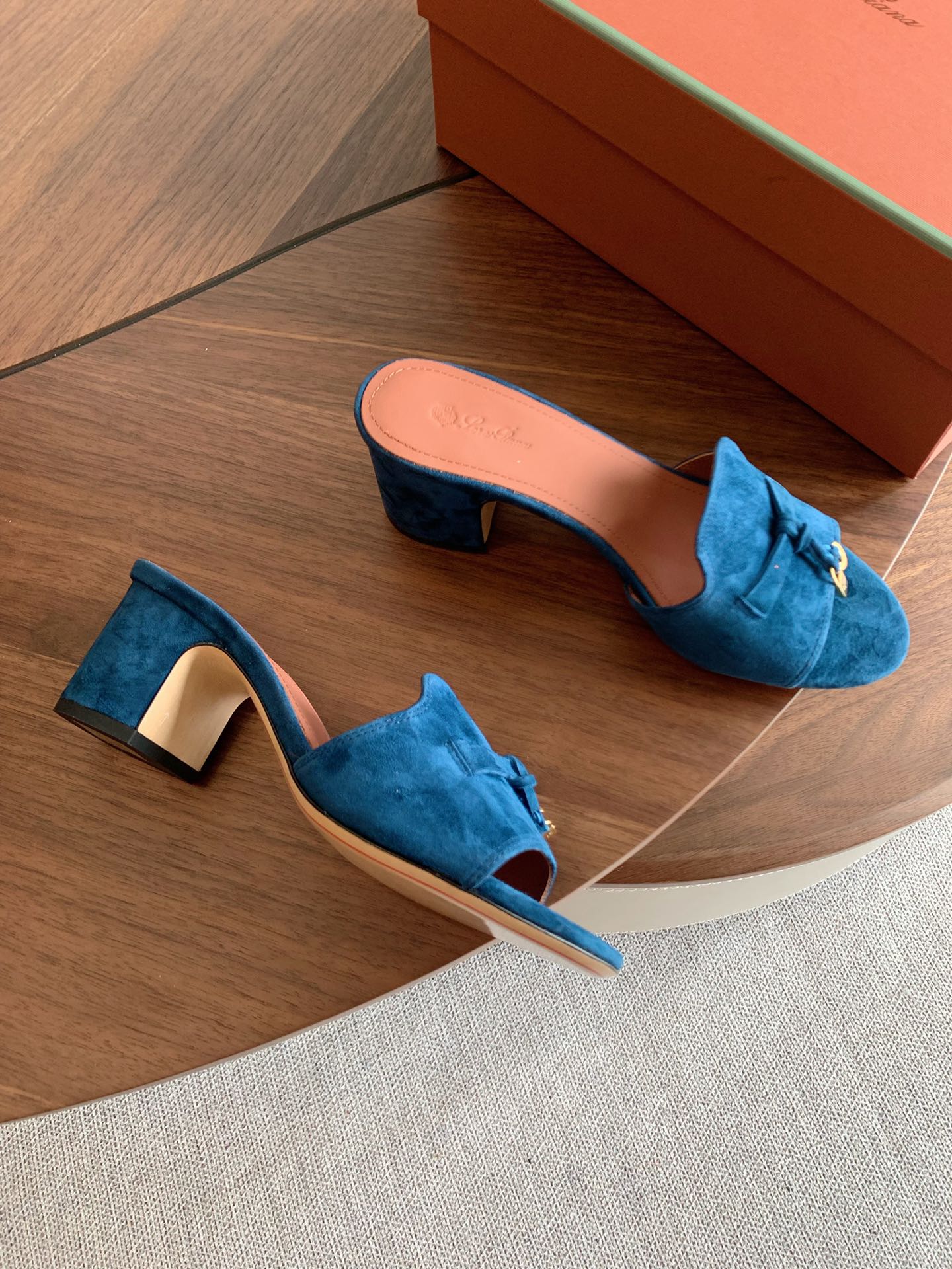 LP 26S SUMMER MULE HEELS 60MM IN DARK BLUE SUEDE GOLD HARDWARE