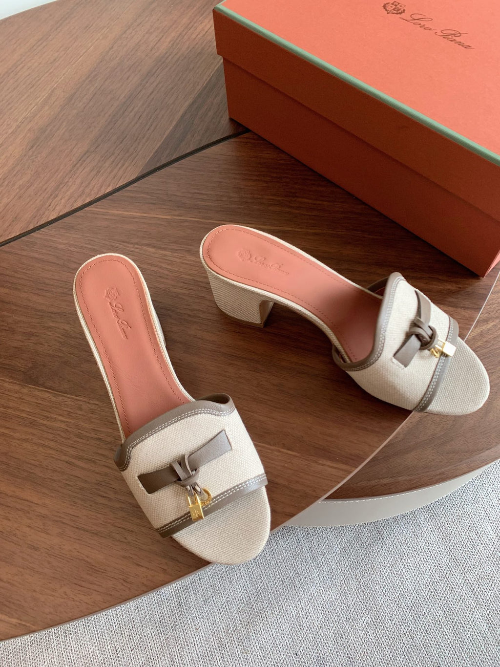 LP 26S SUMMER MULE HEELS 60MM IN BEIGE CANVAS AND TAUPE BROWN CALFSKIN GOLD HARDWARE