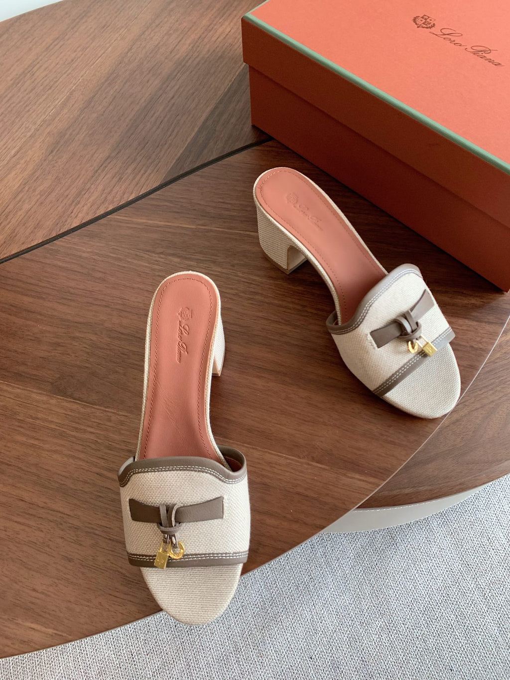 LP 26S SUMMER MULE HEELS 60MM IN BEIGE CANVAS AND TAUPE BROWN CALFSKIN GOLD HARDWARE