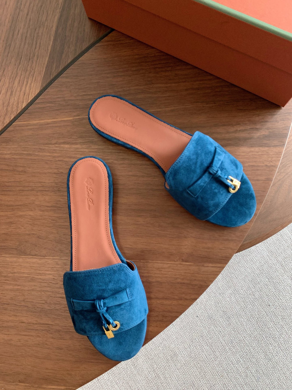 LP 26S SUMMER CHARMS SLIDES IN DARK BLUE SUEDE GOLD HARDWARE
