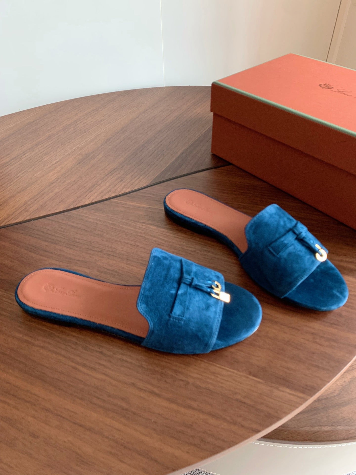 LP 26S SUMMER CHARMS SLIDES IN DARK BLUE SUEDE GOLD HARDWARE