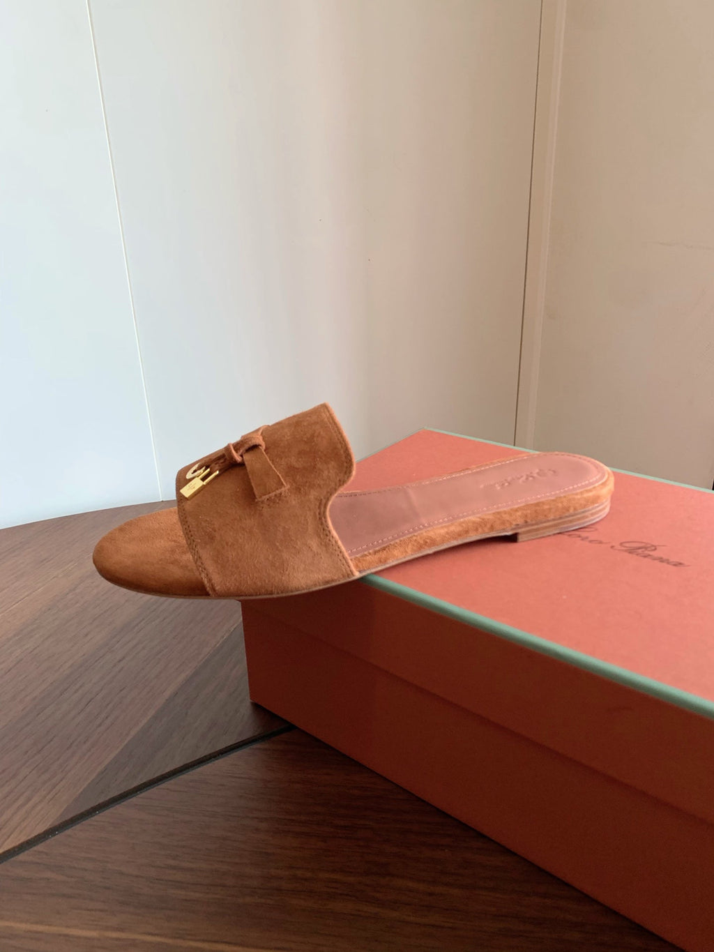 LP 26S SUMMER CHARMS SLIDES IN CARAMEL BROWN SUEDE GOLD HARDWARE