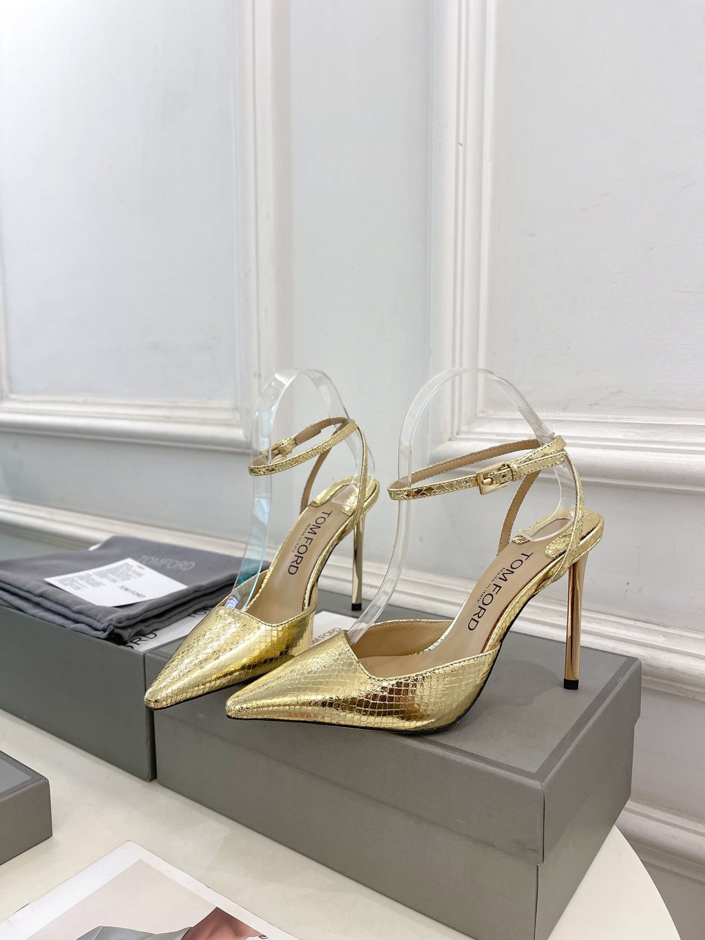 HIGH SLINGBACKS 10 CM IN GOLD SNAKE-PATTERN CALFSKIN