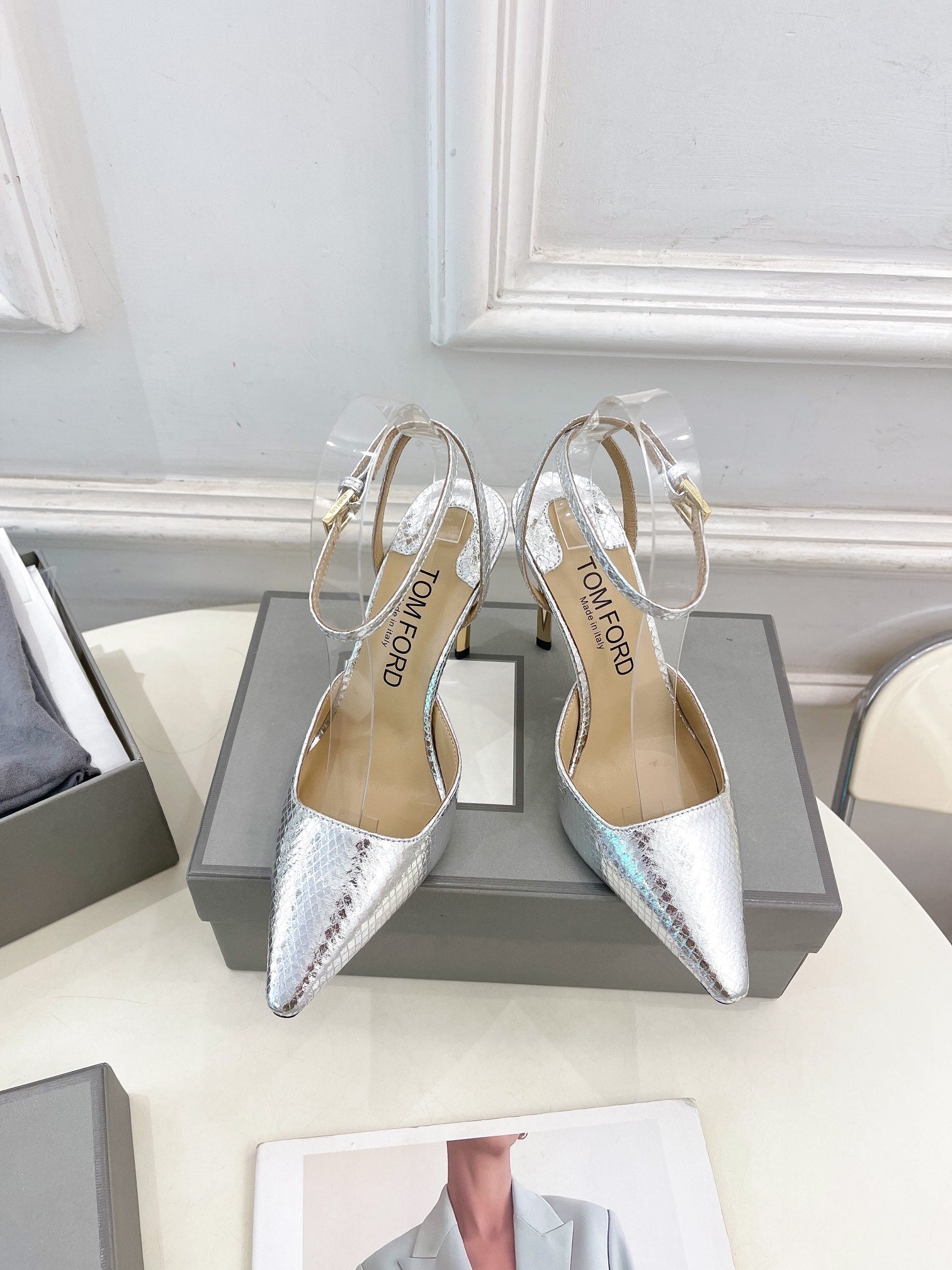 HIGH SLINGBACKS 10 CM IN SILVER SNAKE-PATTERN CALFSKIN