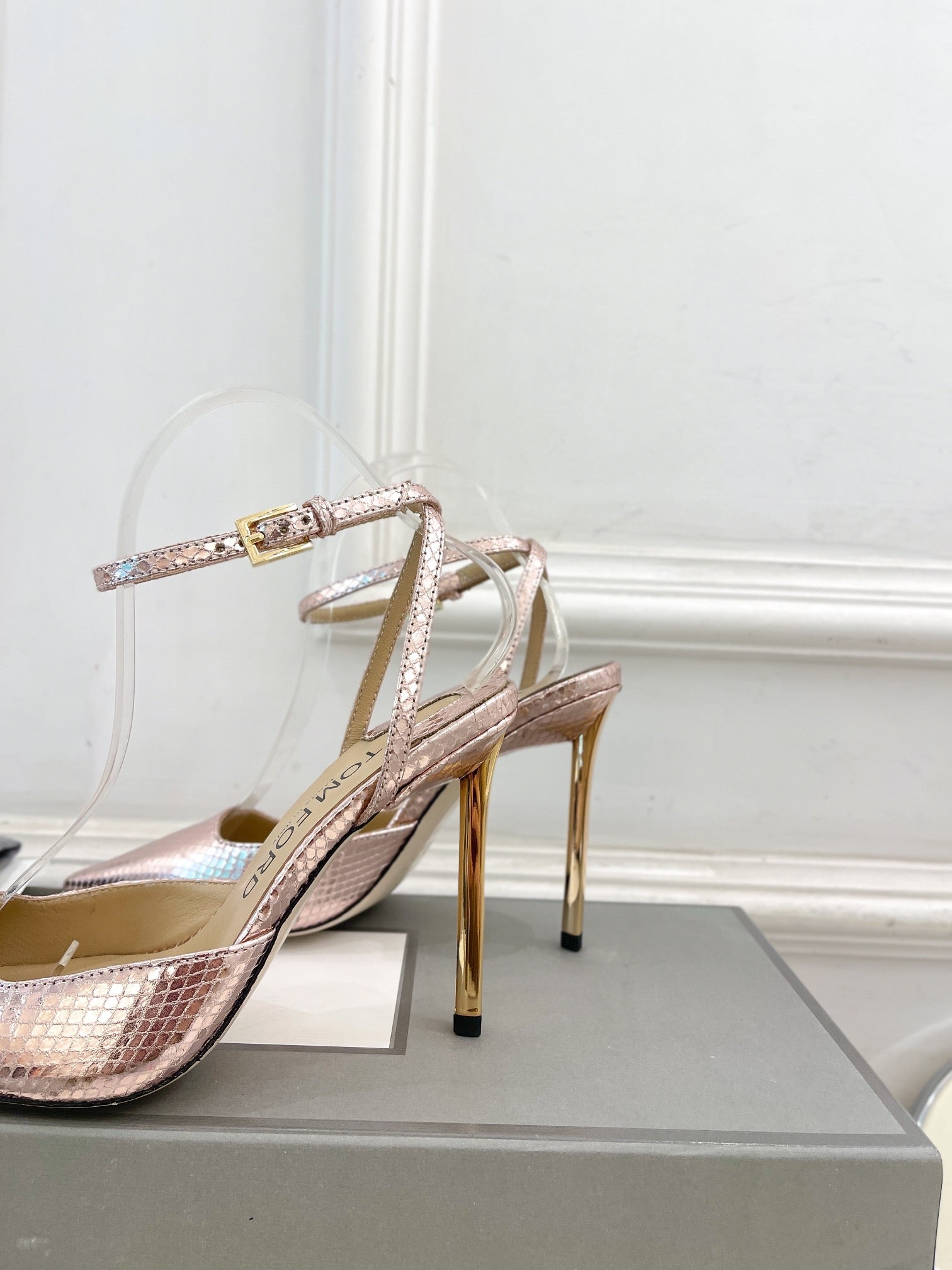 HIGH SLINGBACKS 10 CM IN LIGHT PINK SNAKE-PATTERN CALFSKIN